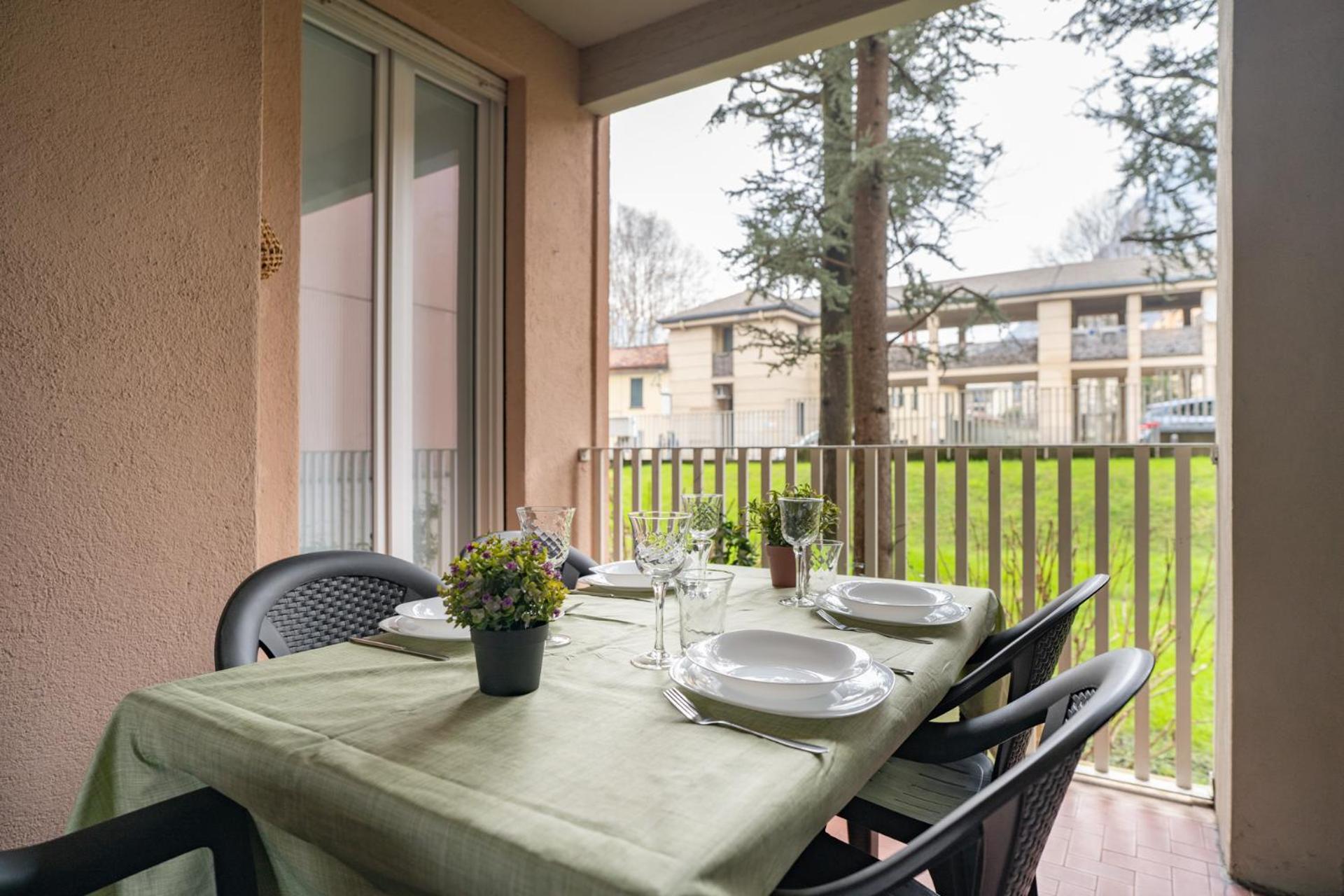 Appartamento Il Riflesso Del Lago Lecco Exterior foto